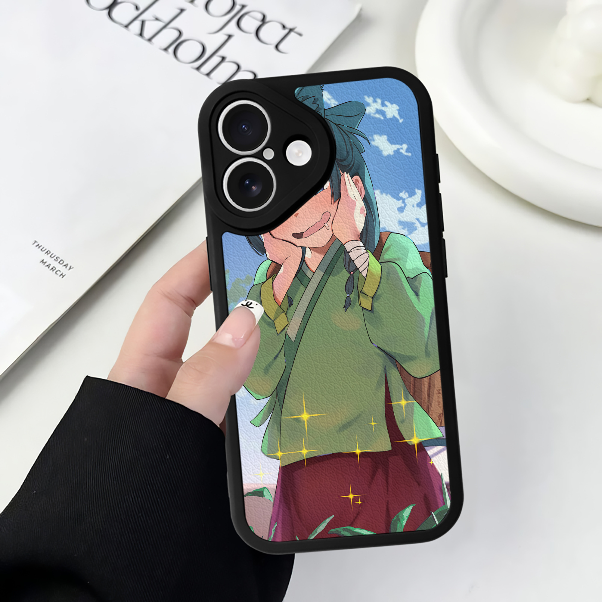 （画像用） 薬屋のひとりごと The Apothecary Diaries 【iPhone 16シリーズ対応】シリコンスマホケース（レザー調） 材質：シリコン